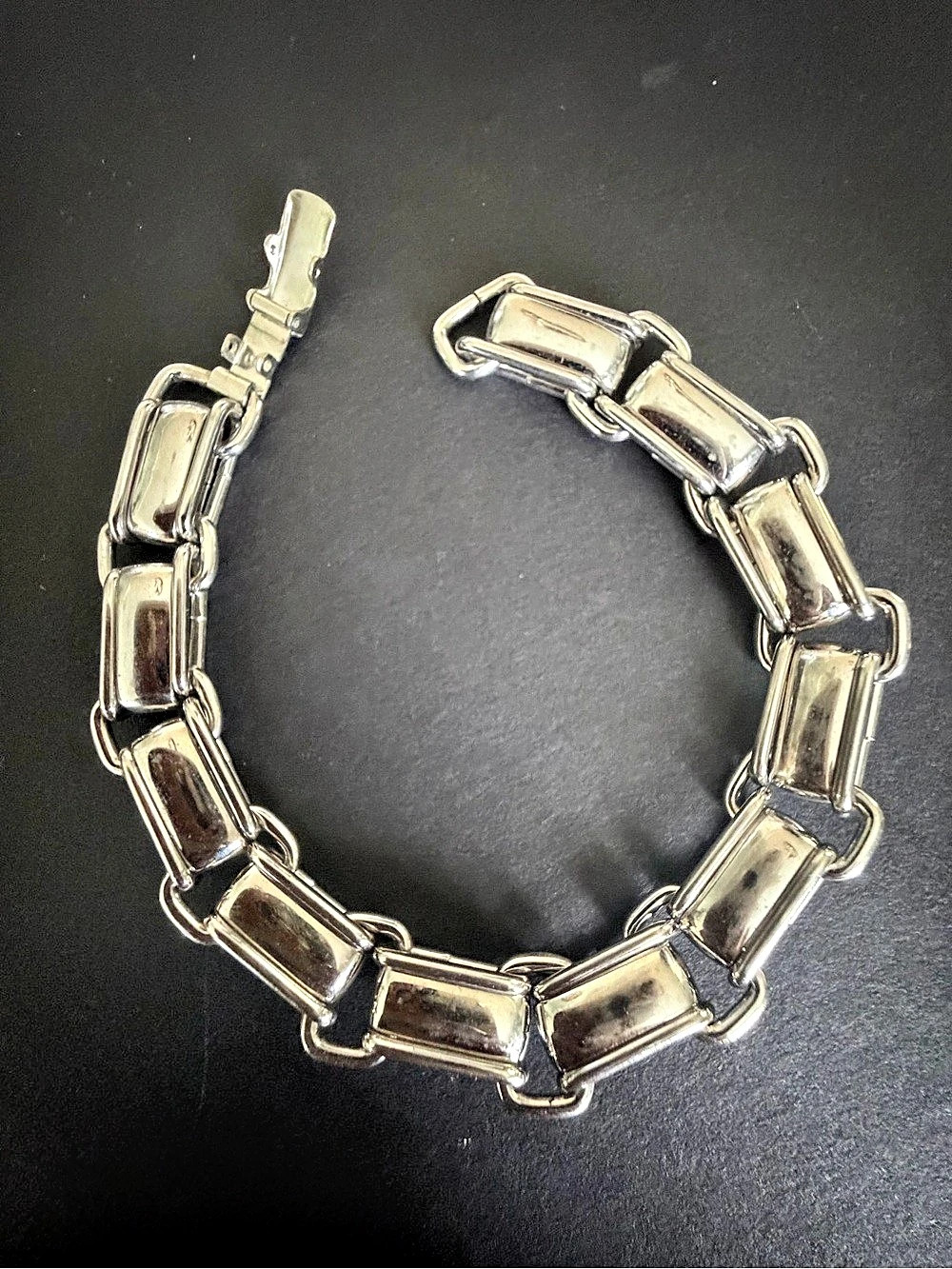 Vintage Style Silver Tone Chunky Rectangular Link Bracelet Fold Over Clasp 8.5”